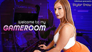 Skylar Snow In Welcome To My Gameroom - Big Tits Babe Puts On A Sexy Camshow