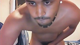 Cute black dude jerks for lady on cam