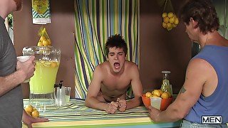 Johnny Rapid And Matt Wellington - Johnny Juice - Nail