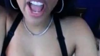 Latina with Fat Ass n Nice Tits Tease n Twerk