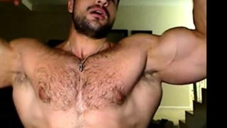 Str8 arab bodybuilder massive flexing