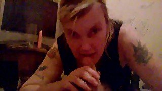 Nasty tattooed slut loves everything about oral sex