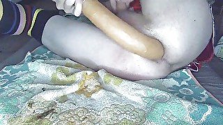 A big dildo in my asshole, again NO AUDIO