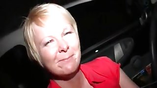 UK Slag Milf goes Dogging