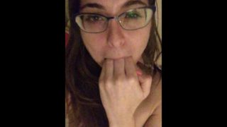 Riley Reid Cellphone masturbation video