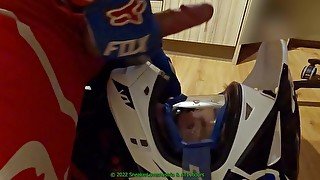 Cumshot on BFs face in MX Gear