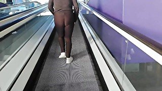 Stepdaughter uses Lovense Lush Control in a public mall and cums in leggings