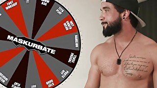 Maskurbate Zack Wins a Penis Pump