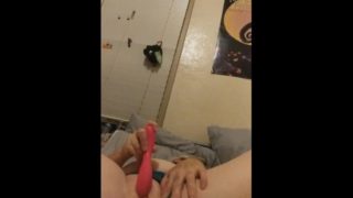 Fucking my pussy