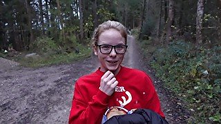 Akku leer! Bei hilfsbereiten Wanderer ganz besonders bedankt! Public direkt am Wanderweg!