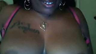 Ebony webcam beauty flashes her big natural tits for five dollars