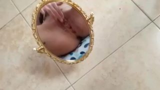 tattooed Samanthaa D fisting in mirror