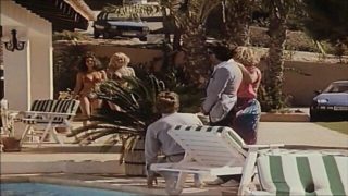 Die Nackten und die Reichen aka Vacances a Ibiza