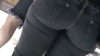 Perfect round ass cadres in this voyeur video bitch