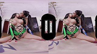 VR - 2 busty ladies cosplay mortal kombat - blowjob