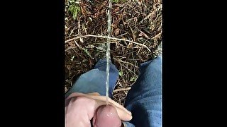 A desperate piss in the woods: fuck that felt good!