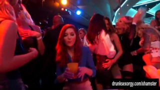 High lesbian gets wild in the club