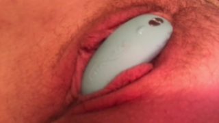 Whitegirl Hairy Pussy Orgasms Twice!!! (We vibe sync)