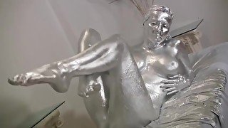 nude silver body painting