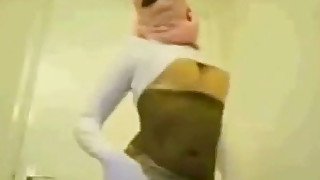 Arab busty babe in hijab dancing erotically on webcam