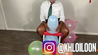 KHLOÍ LOON SITS 2 POP PUNCH BALLOONS