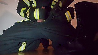 Firefighter jerk off in fire gear