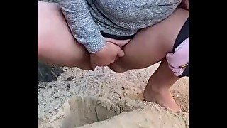 Beach pee