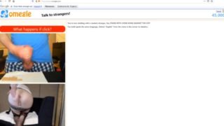 Jess helps stranger spunk on omegle