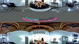 Jennifer White, Dava Foxx And Derrick Pierce - A Incredible View To Jerk Off To