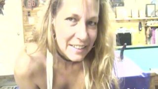 Sexy Mature Demonstrates her Squirting talents on Pool Table