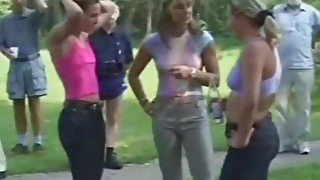 Clara vs Antonia.
