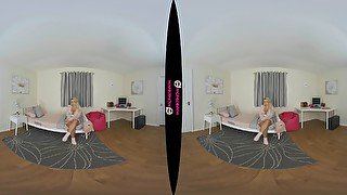 Cum Naked featuring Dolly - WankitNowVR