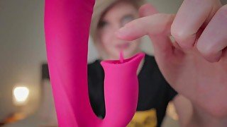 Unboxing and Review of the UNVOMI Pulsating Rabbit Vibrator from Paloqueth with Housewife Ginger