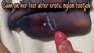 Cum on her feet after erotic nylon footjob