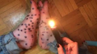 HOT WAX ON CUTE FEET