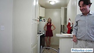 PHILAVISE-A taboo xmas video with Cougar Jamie Foster