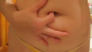 Milf belly rubbing + deep navel fingering