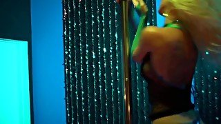 The Stripper Experience - Watch Stevie Shae sucking and fucking a big dick