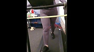 Slutty step mom running on treadmill in thigt leggings