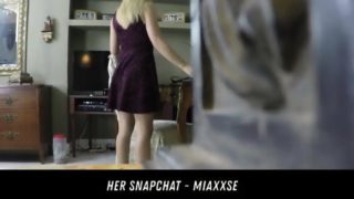 Babysitter Thief Gets Caught Fucked HER SNAPCHAT - MIAXXSE