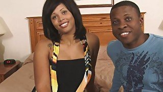 Amateur ebony couple having sex on camera