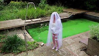 Bathing Wanking Sissy Bride