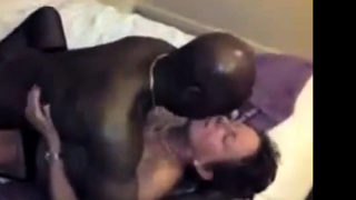 The moment when black bull cums inside her pussy