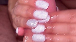 White nails a wet cook with footjob