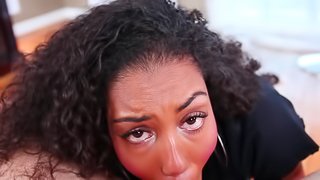 Hot ebony gives an amazing blowjob