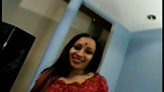 Fugly Indian mom gets her wet snatch eaten dry