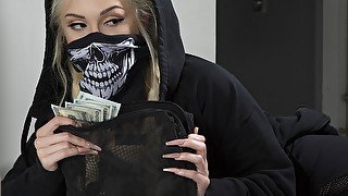 The Hottest Robber That You Can Take - Skylar Vox