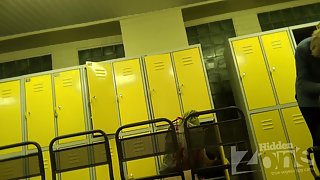 Hidden Zone Locker room livecam nineteen