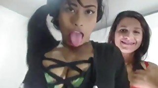 Latina lesbian show on webcam