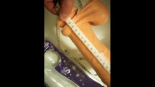 Unboxing: HUGE dildo "SI IGNITE" 10" THICK (Bottomtoys)